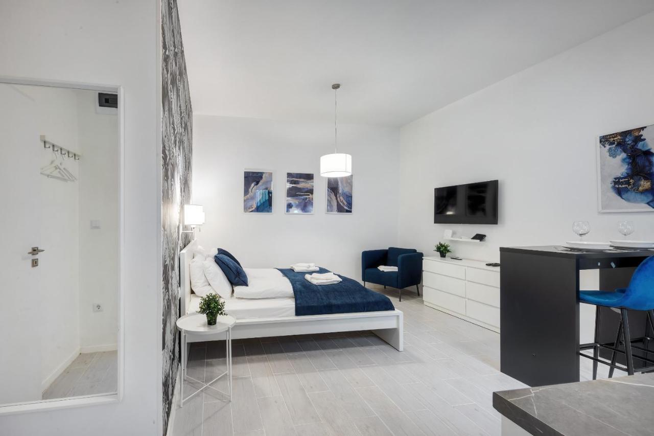 Modern Stay In Authentic Central Area Budapest Esterno foto